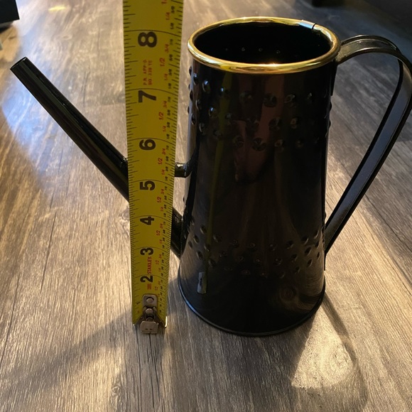 Decorative watering can - Picture 2 of 3